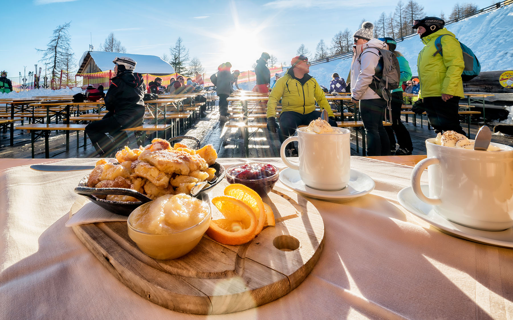 Kaiserschmarren auf der Hütte - Winter in der Ski und Ferienregion Lungau